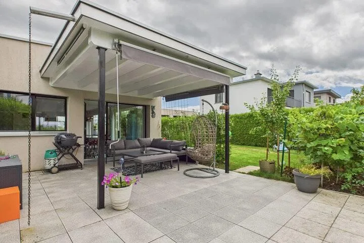 EINFAMILIENHAUS MIT SCHÖNER SEESICHT – Foto 8 von 9