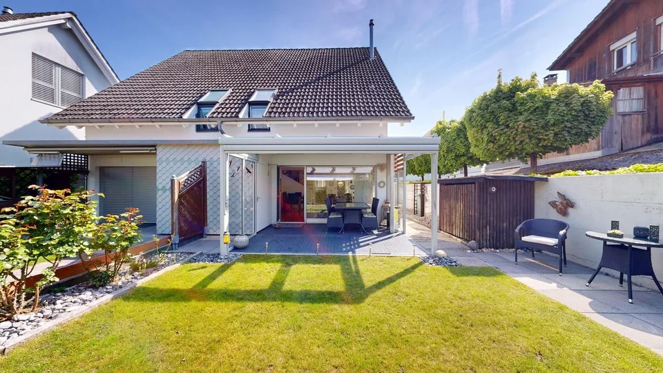 5.5 Zimmer-Doppeleinfamilienhaus in Aarwangen