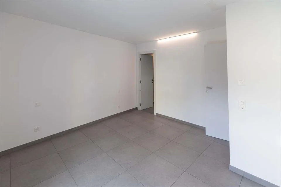 Réf. 2371 Bellinzone, moderne 3.5 pièces avec grande terrasse – photo 6 sur 9