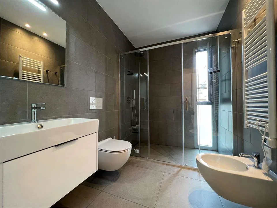 Réf. 2371 Bellinzone, moderne 3.5 pièces avec grande terrasse – photo 7 sur 9
