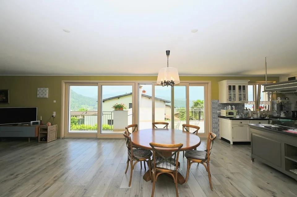 Villa in Posizione Panoramica: Prezzo Trattabile - si Valutano Offerte – photo 8 sur 21