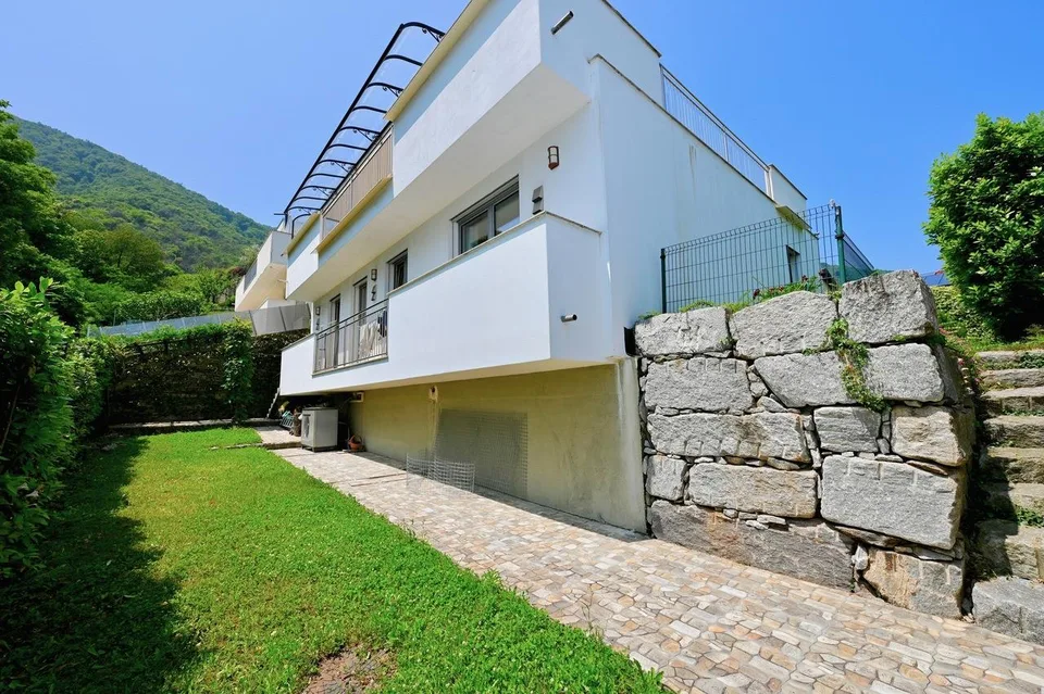 Villa in Posizione Panoramica: Prezzo Trattabile - si Valutano Offerte