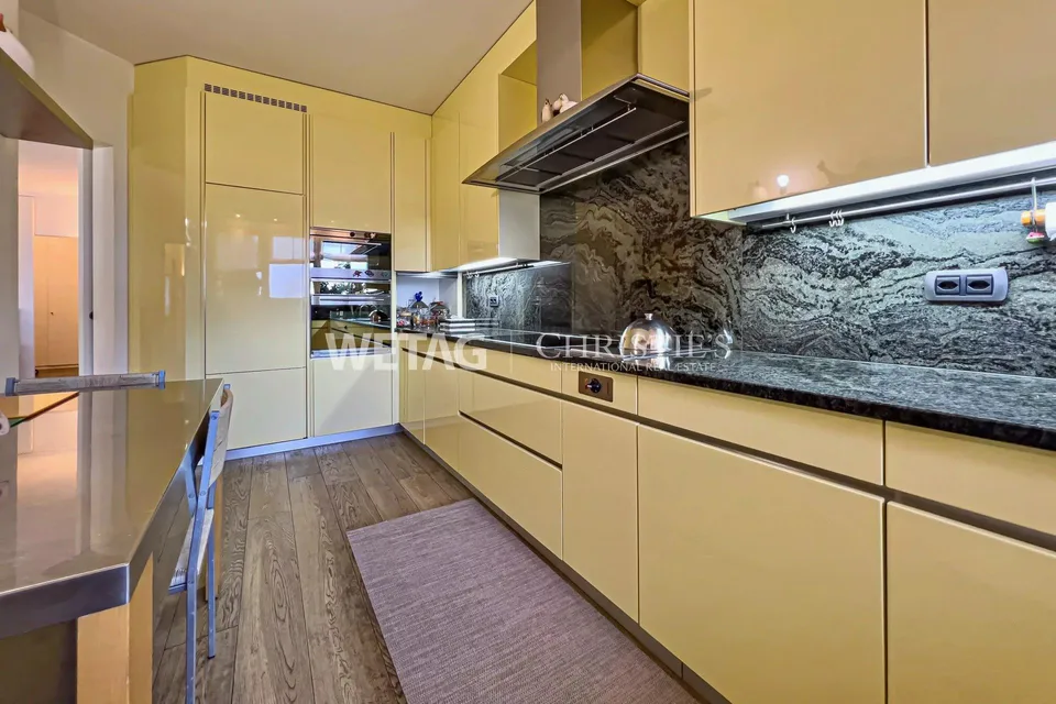 Lugano-Savosa: Wohnung mit grossem Privatgarten & Blick auf den Lug...