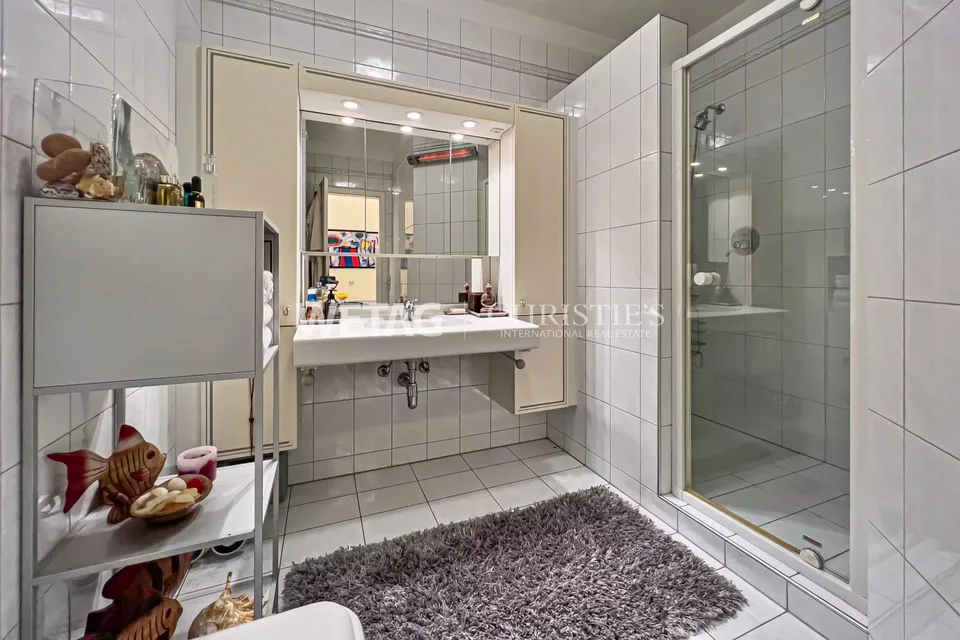 Lugano-Savosa : Appartement avec grand jardin privé & vue sur le lac de Lugano à vendre – photo 10 sur 10