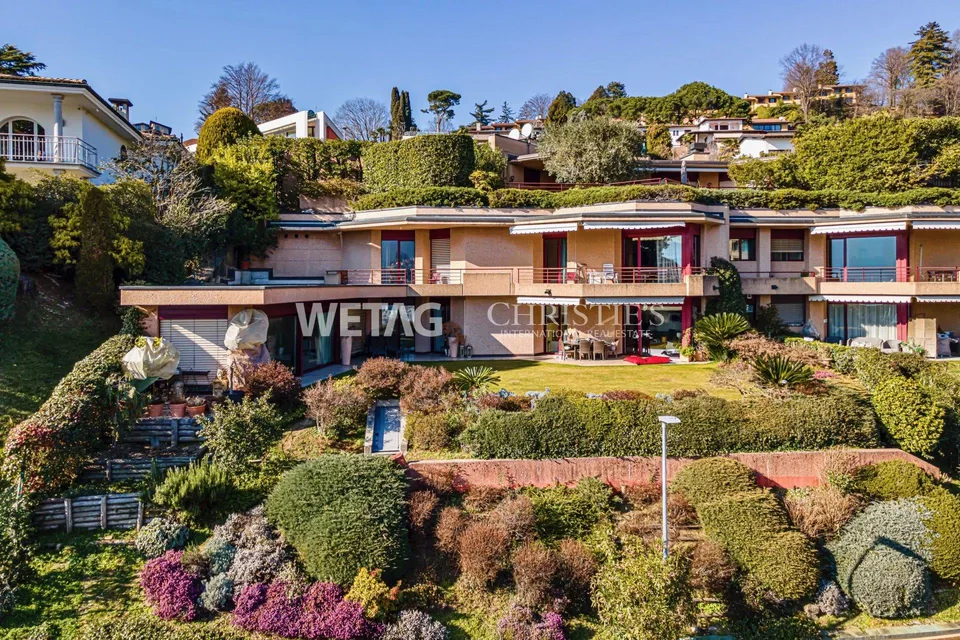 Lugano-Savosa: Wohnung mit grossem Privatgarten & Blick auf den Lug...