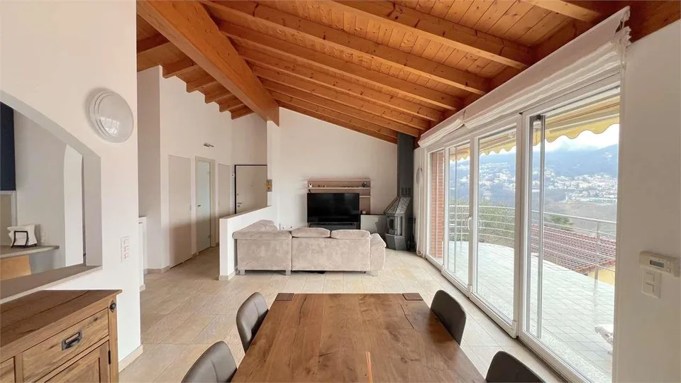 Canobbio - Casa unifamiliare con vista lago