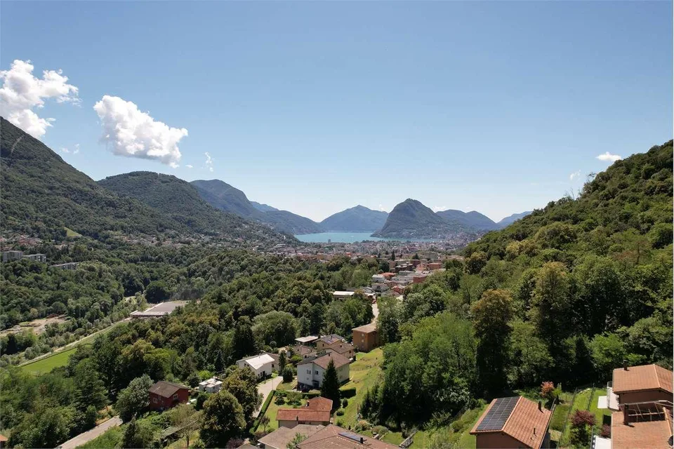 Canobbio - Casa unifamiliare con vista lago