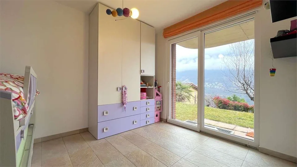 Canobbio - Einfamilienhaus mit Seeblick – Foto 10 von 12