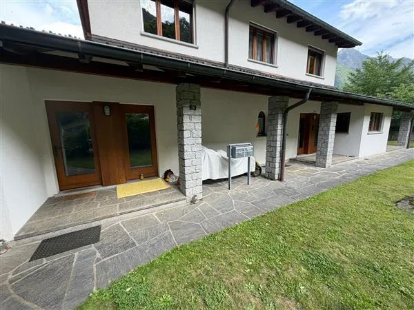 SEMIONE: Casa bifamiliare 9 locali – foto 12 di 15