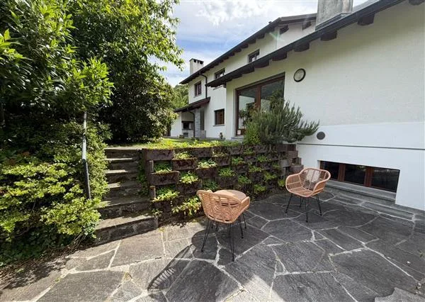 SEMIONE: Casa bifamiliare 9 locali – foto 11 di 15