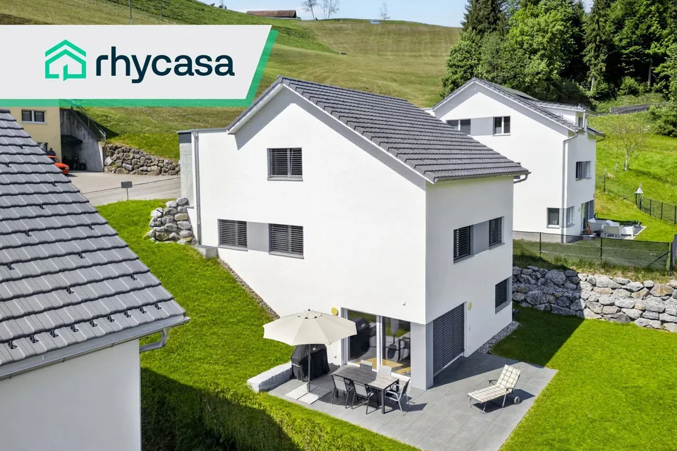 Sonniges Einfamilienhaus mit moderner Architektur und hochwertigem ...
