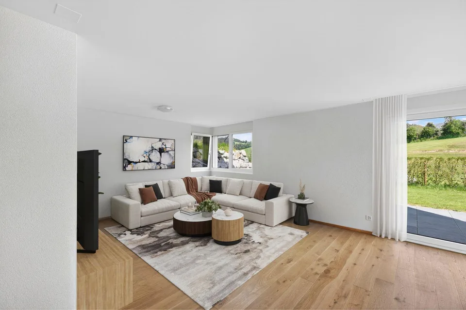 Casa unifamiliare soleggiata con architettura moderna e costruzione di alta qualità