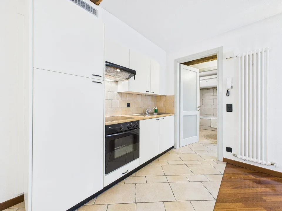 Charmante 2½-Zimmer-Wohnung mit traumhaftem Seeblick im Herzen von Morcote – Foto 7 von 19