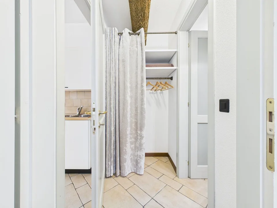 Charmante 2½-Zimmer-Wohnung mit traumhaftem Seeblick im Herzen von Morcote – Foto 11 von 19
