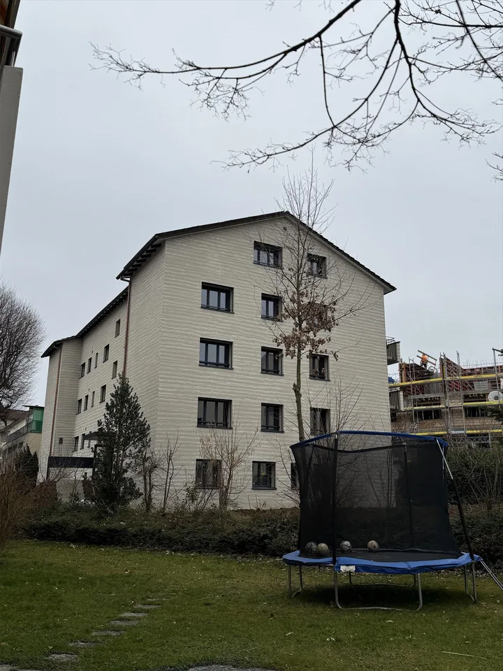 Appartamento di costruzione moderna ai piedi del Rigi