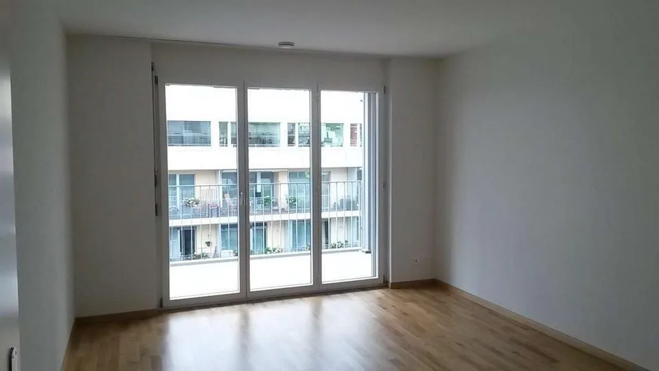 Appartement moderne à Dübendorf recherche un nouveau locataire !