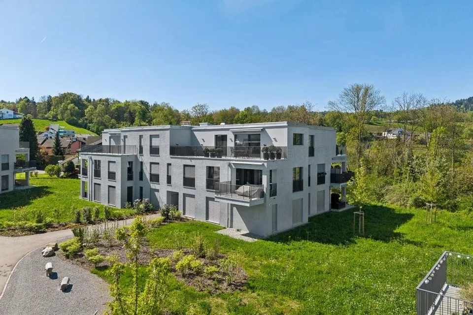 2 Monate MIETFREI: 27m2 Dachterrasse und Blick auf den See