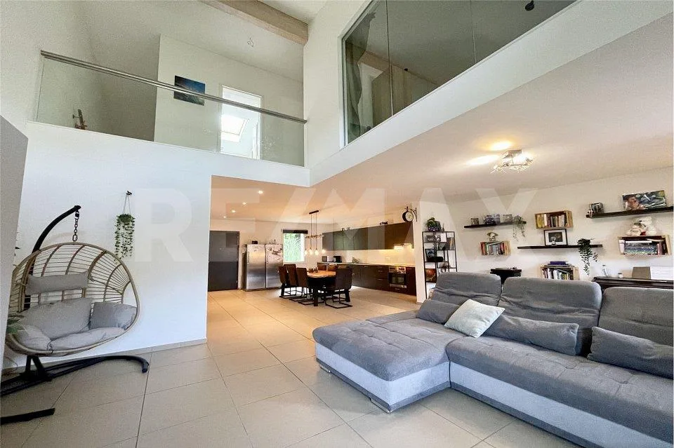 Komfort und Modernität: grosszügige 3½-Zimmer- Duplexwohnung zur Mi...