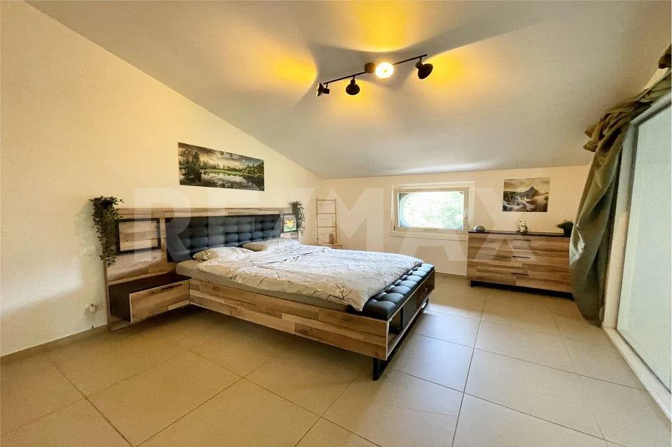Komfort und Modernität: grosszügige 3½-Zimmer- Duplexwohnung zur Miete in Montagnola – Foto 11 von 13