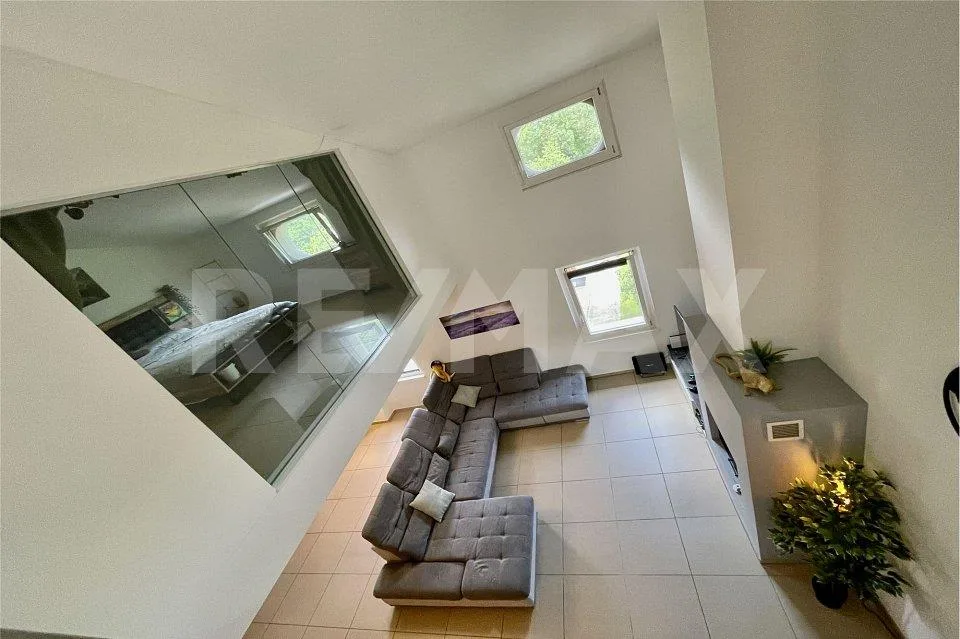 Komfort und Modernität: grosszügige 3½-Zimmer- Duplexwohnung zur Miete in Montagnola – Foto 10 von 13
