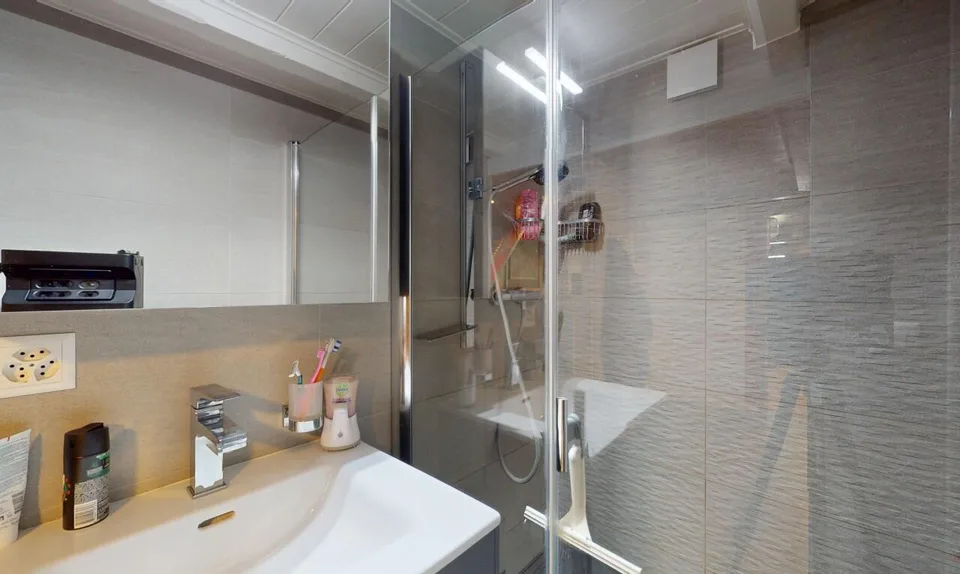 Autentico chalet ristrutturato - grande terreno sul fiume – foto 8 di 22