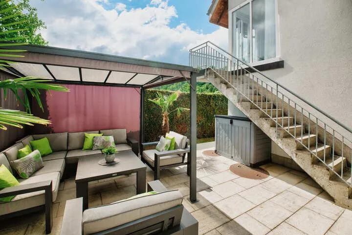 FREISTEHEND AM HANG - 5.5 ZIMMER EINFAMILIENHAUS – Foto 7 von 8