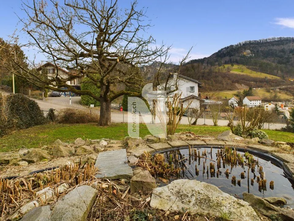 Riservato: Bellissima casa con balcone, giardino, vista panoramica e potenziale di espansione