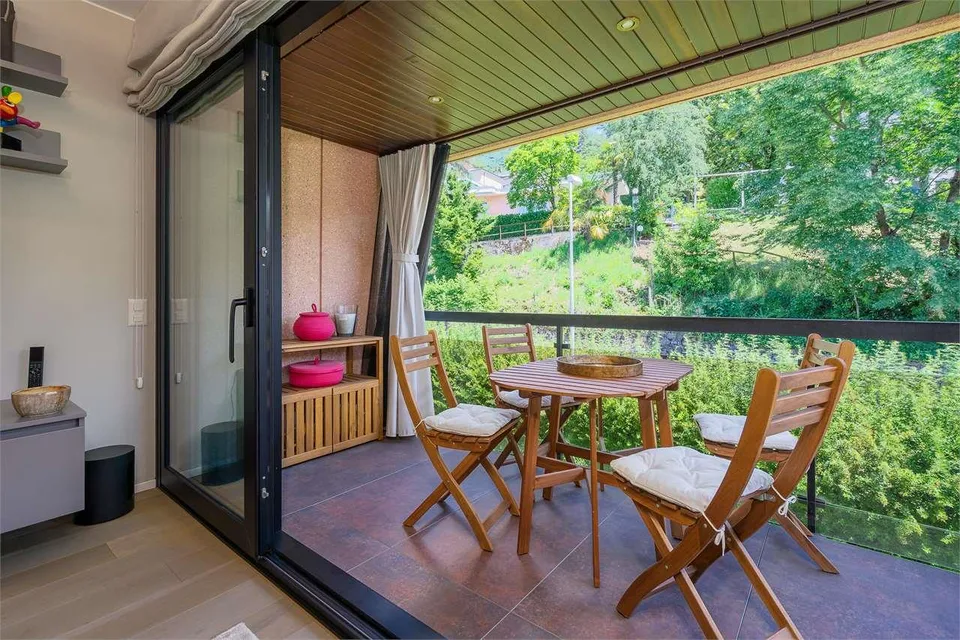Elegantes 3.5-Zimmer-Apartment komplett renoviert in Viga