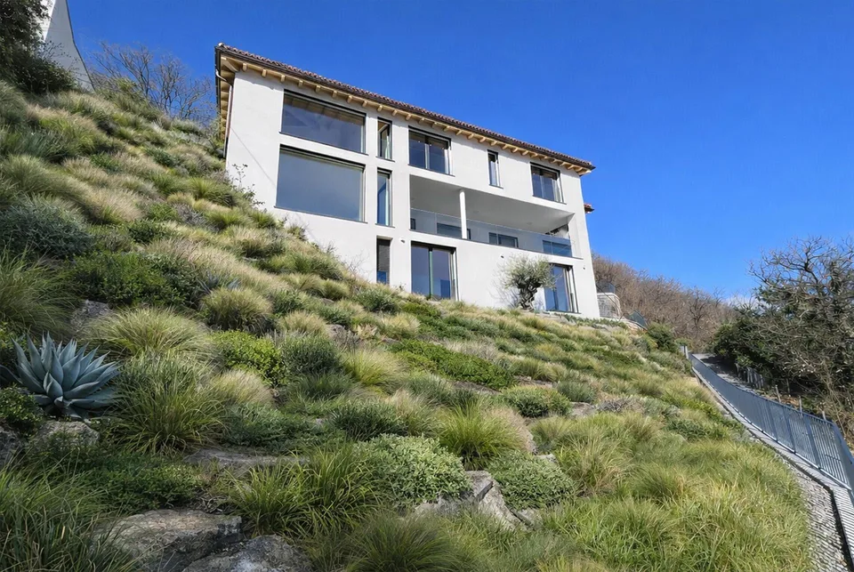 VICO MORCOTE Neue moderne Villa 7.5 Lokale Seeblick – Foto 19 von 19