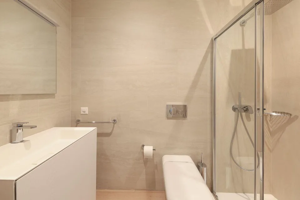 Minusio - raffinato appartamento di 3.5 locali con giardino privato – foto 14 di 26