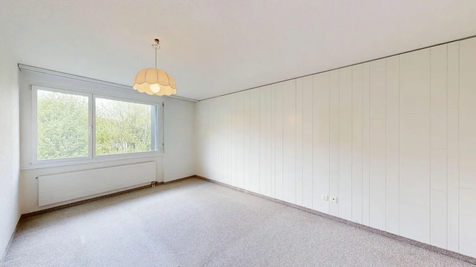 Appartement en mansarde attractif de 4,5 pièces avec vue lointaine
