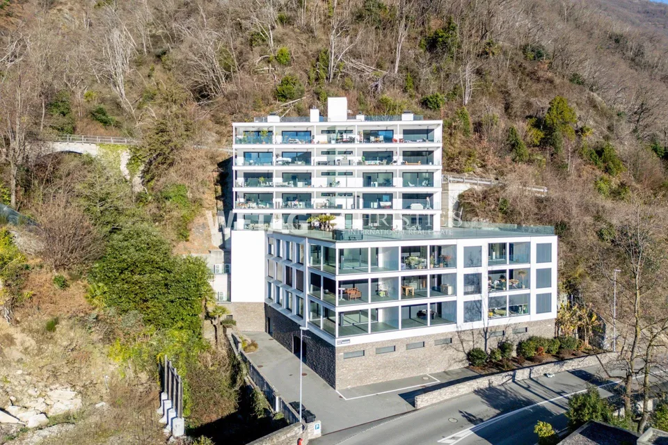Appartamento luminoso & moderno con grande terrazza e vista panoramica a Brissago in vendita – foto 13 di 13