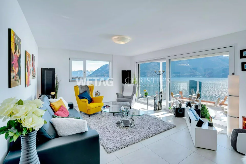 Appartamento luminoso & moderno con grande terrazza e vista panoramica a Brissago in vendita – foto 9 di 13