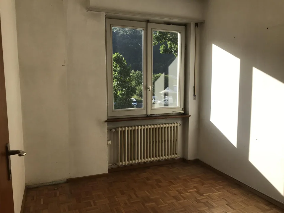 NOUVEAU PRIX - OCCASION UNIQUE - GRANDE MAISON UNIFAMILIALE - 5,5 PIÈCES AVEC JARDIN – photo 8 sur 13