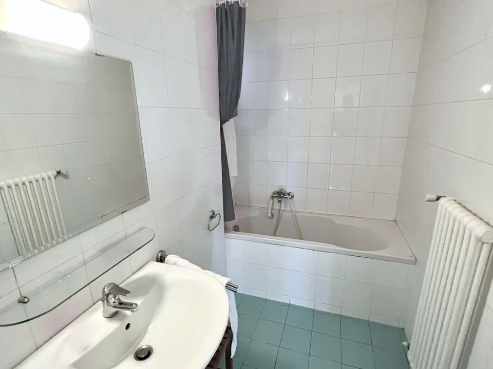 Helles und ruhiges 3.5-Zimmer-Apartment – Foto 8 von 8