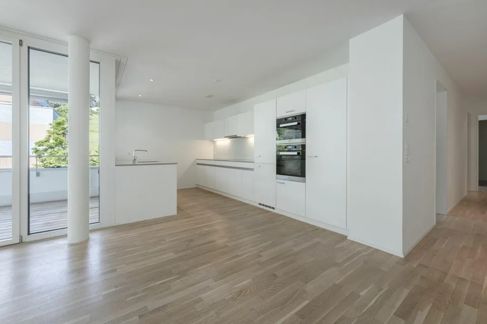 Appartement 3.5 pièces lumineux avec aménagement intérieur de haute qualité