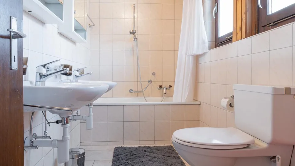 Appartamento di 3,5 locali in una posizione tranquilla nel paradiso familiare di Grächen – foto 7 di 9