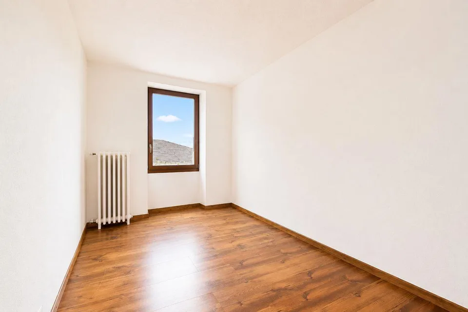 Charming 4.5-room apartment renovated in the heart of the village