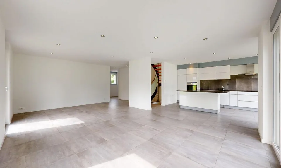 Family Home – 185 m² with Panoramic Mountain View