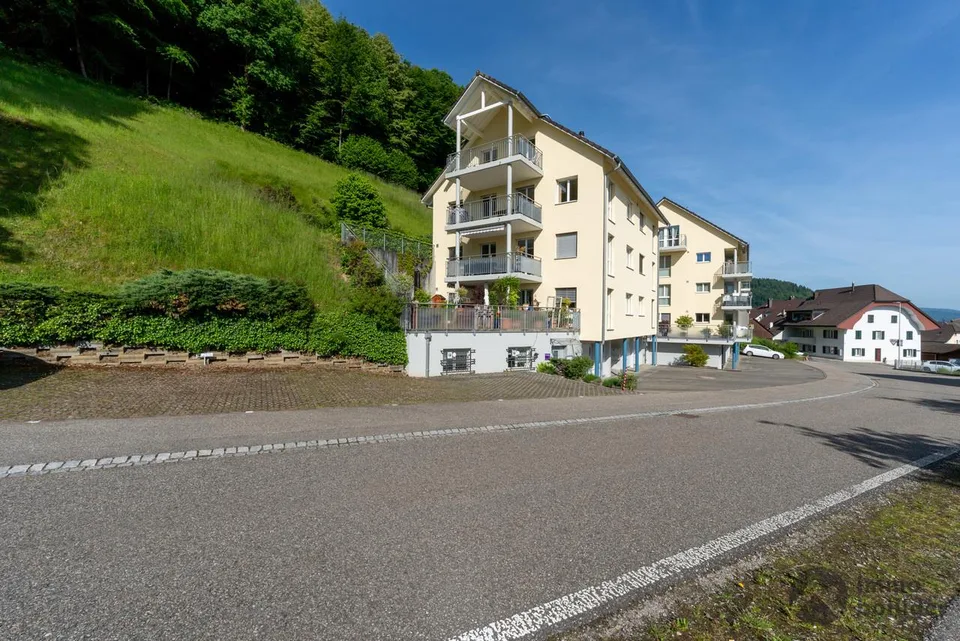 Maisonette-Traum in Brittnau Offen, hell und wunderbar ruhig – Foto 14 von 15