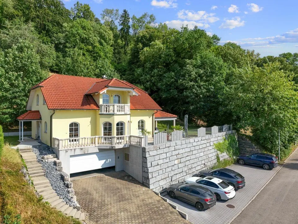 Freistehendes Einfamilienhaus