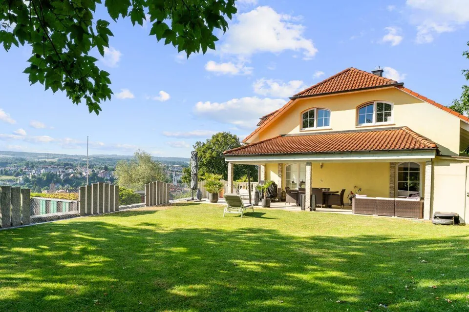 Freistehendes Einfamilienhaus