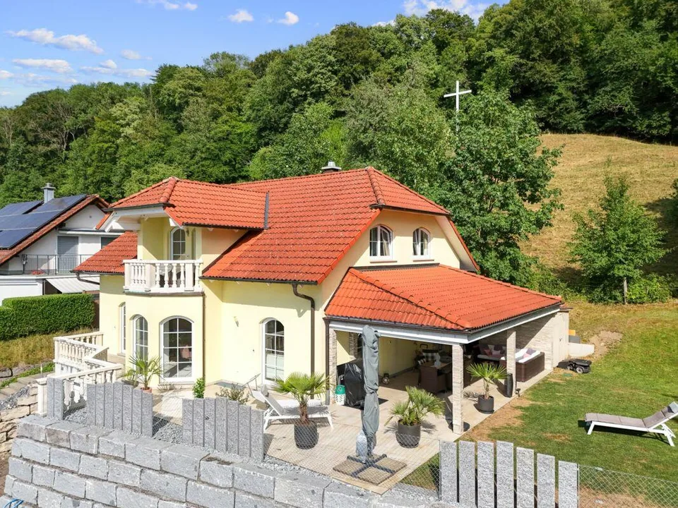 Freistehendes Einfamilienhaus