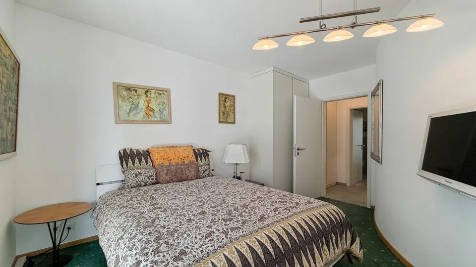 Brissago - Moderne Villa mit Aufzug und Innenpool – Foto 9 von 17