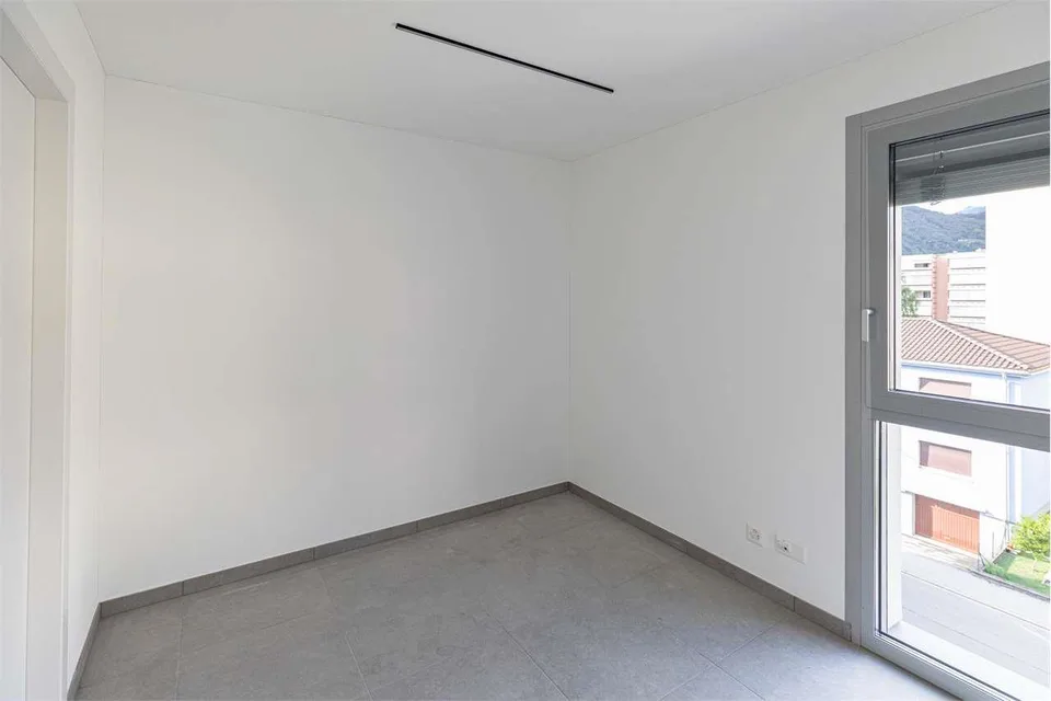 Bellinzona - Modernes Dachgeschoß mit großer Terrasse