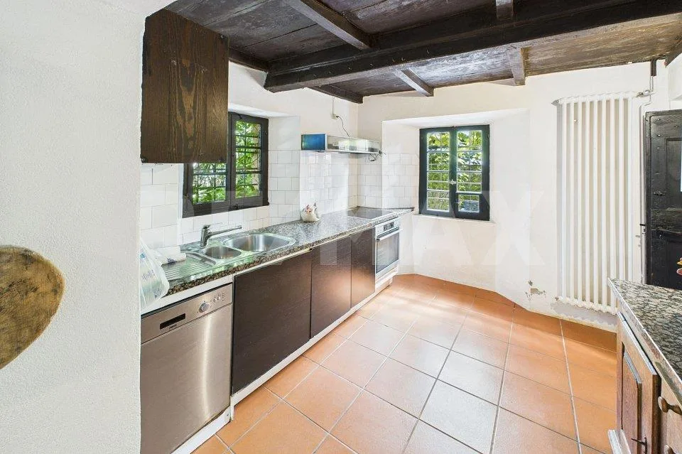 Esclusiva Villa Ticinese immersa nel verde – Foto 11 von 13