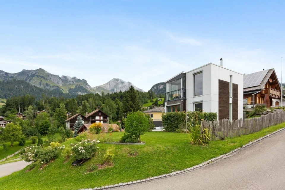 Casa unifamiliare di 3,5 locali con vista montana inobstructata a Unterwasser