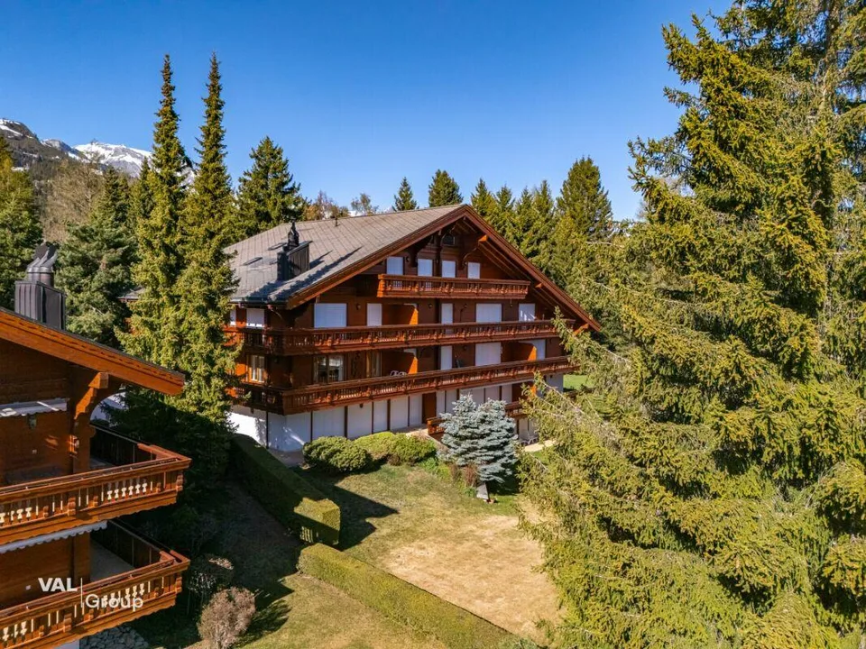 Appartement alpin avec vue sur l'Etang Blanc à Crans-Montana