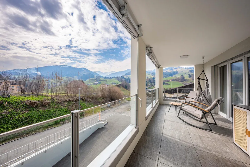 Moderne 4.5-Zimmer-Wohnung mit Bergpanorama in Ebnat-Kappel