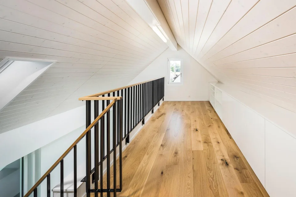 Traumhafte 3.5 Zimmer-Wohnung mit Galerie und Balkon – Foto 10 von 20